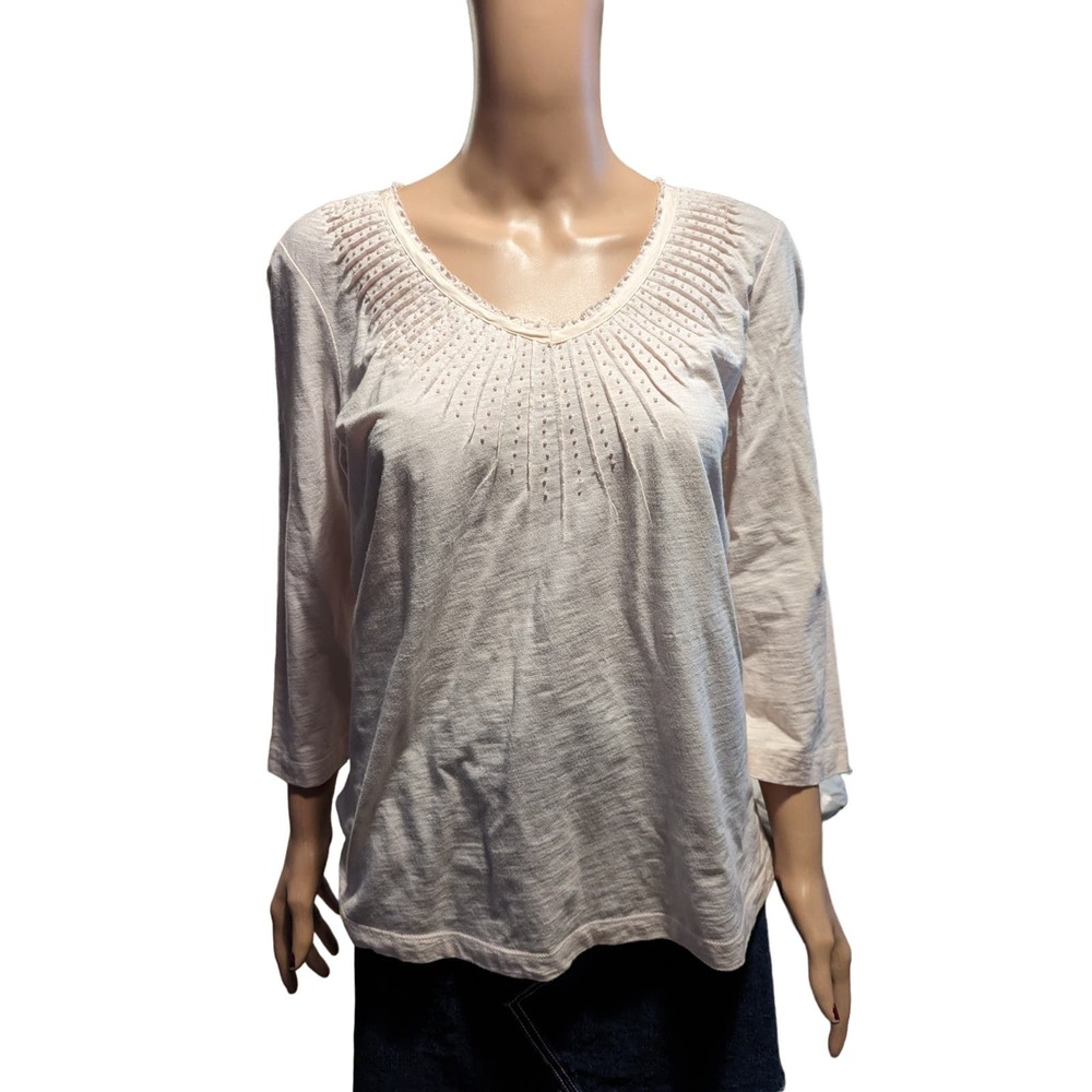 Chico's Size L (2) Light Pink Cotton 3/4 Top with Pearl Burst Pleated Front